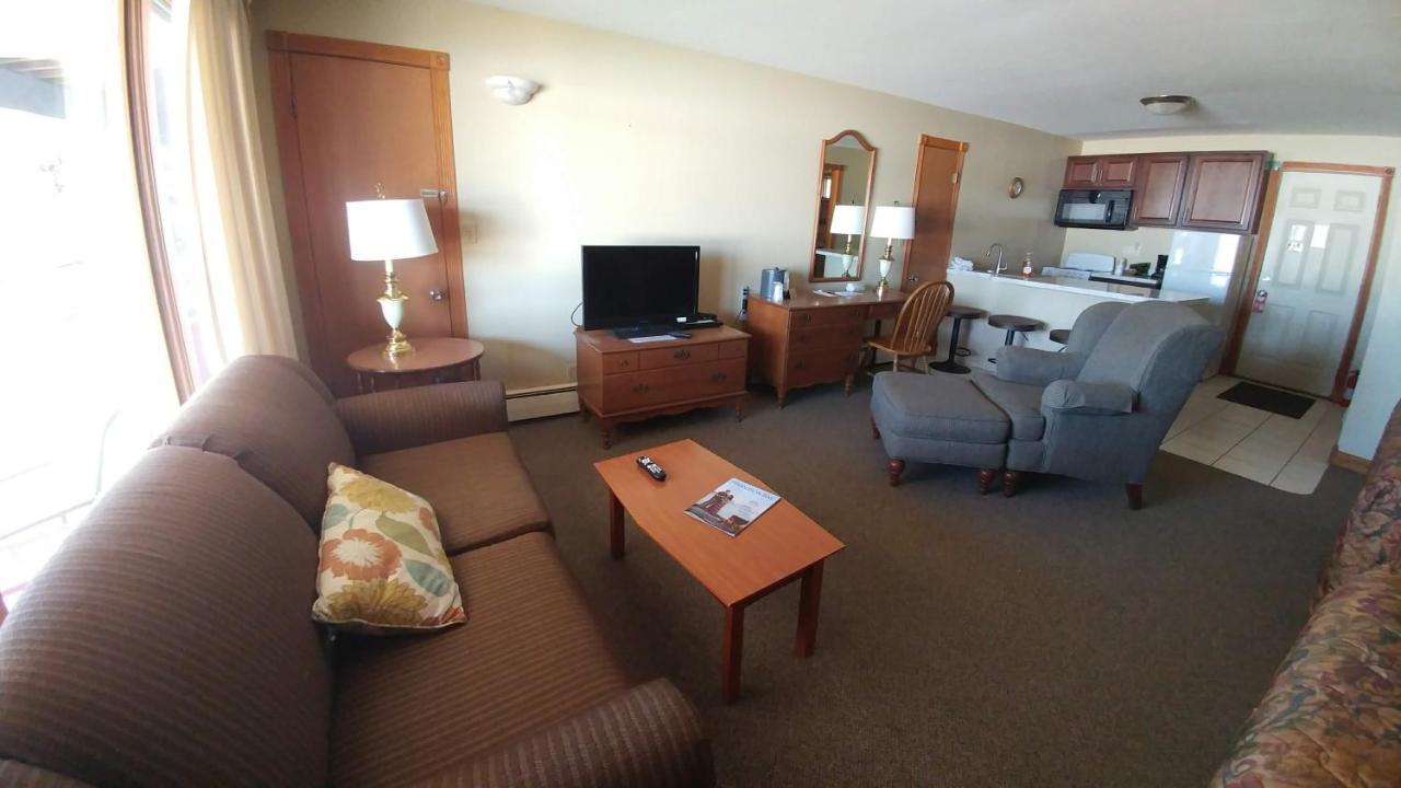 Snug Harbor Inn Sturgeon Bay Esterno foto